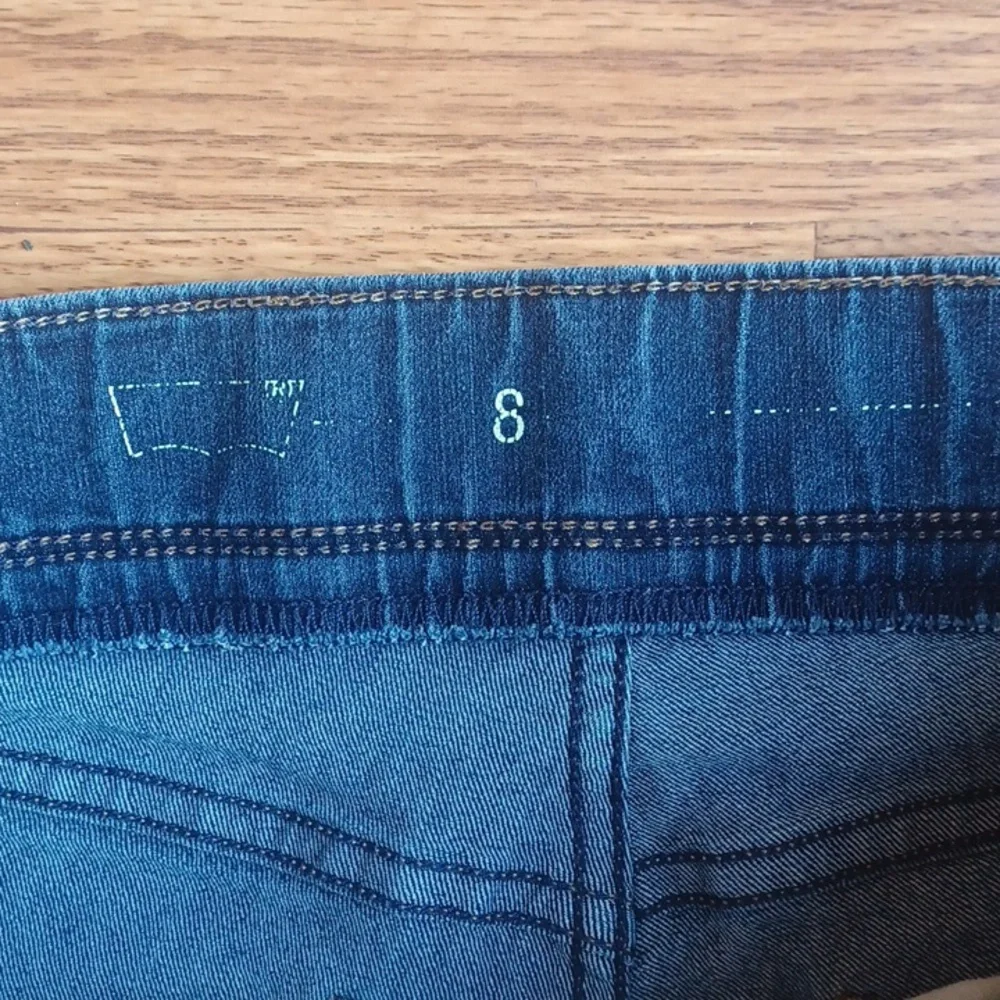 Levi Strauss Jean's size 8 W29 L32_4